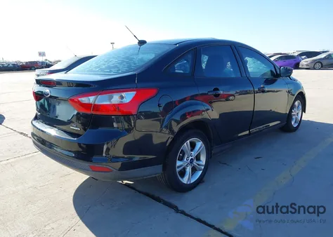 2014 Ford Focus Se z USA, uszkodzony, nr VIN 1FADP3F21EL172668